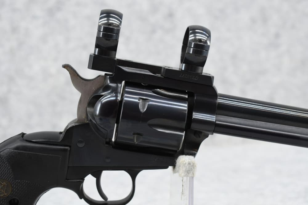Ruger New Model Blackhawk .357 Mag 6.5" Leupold Mount Rings Excellent-img-2