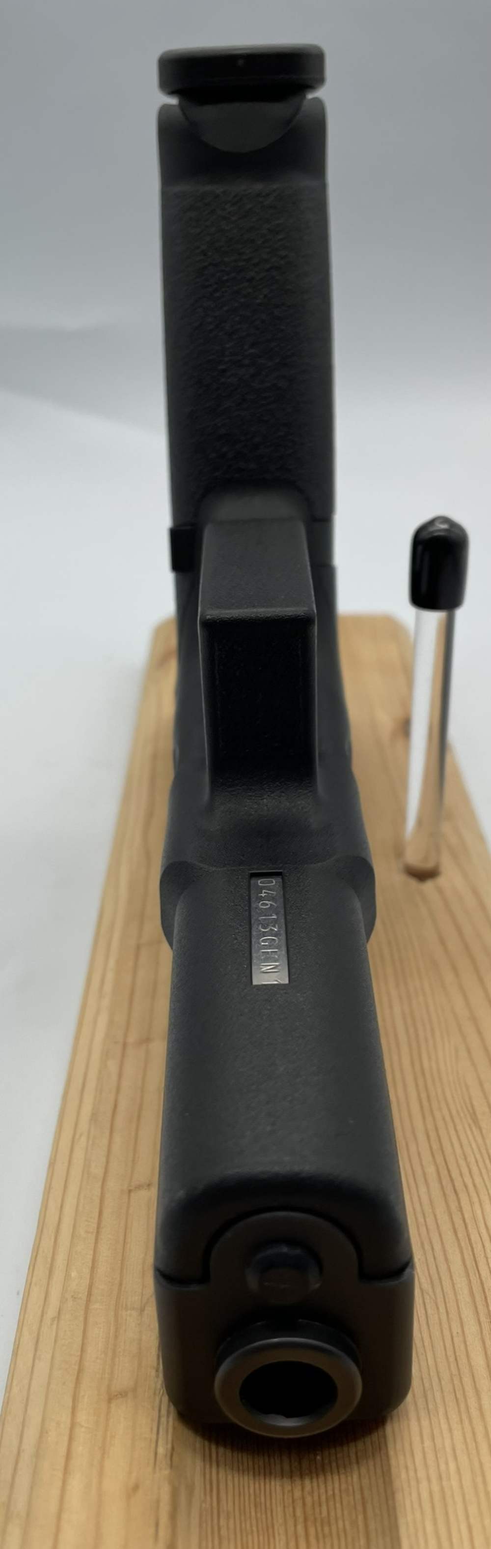 Glock 17 Classic Gen 1, 9MM Semi Auto Pistol, 2 Mags OG Case, Penny Auction-img-6