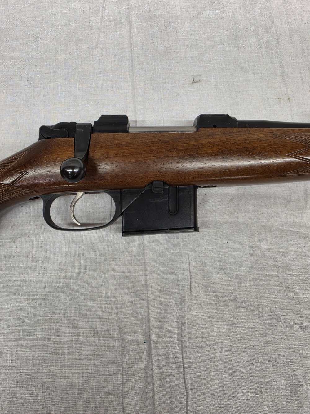 CZ 527M BOLT ACTION 7.62X39 RIFLE w/BOX-img-3
