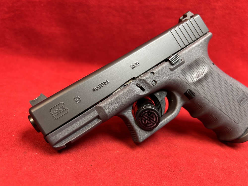 Glock 19 RTF2, 9mm, Gen 3, Vickers Tactical, Original Case-img-5
