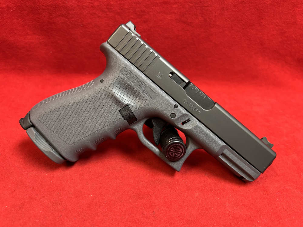 Glock 19 RTF2, 9mm, Gen 3, Vickers Tactical, Original Case-img-2