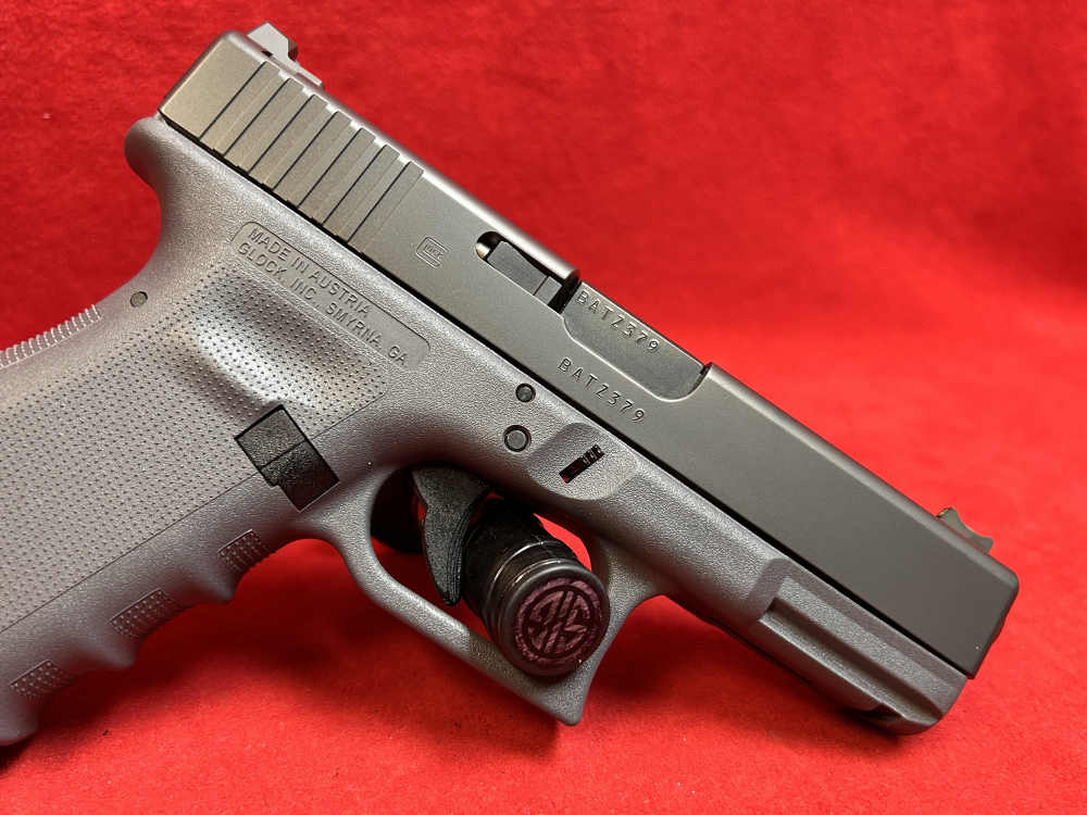 Glock 19 RTF2, 9mm, Gen 3, Vickers Tactical, Original Case-img-8