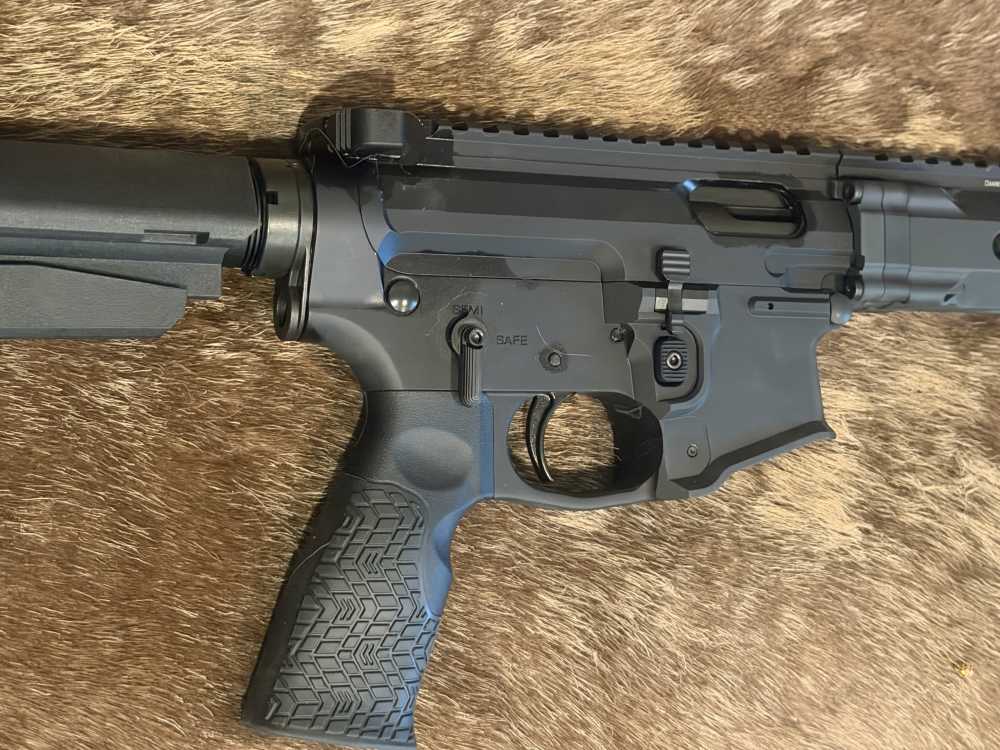 Daniel Defense PCC Pistol – 9mm – Used / Excellent Condition-img-3