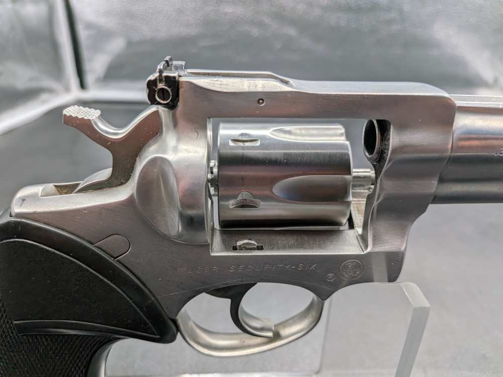 Security is important so get the Ruger Security Six -img-6