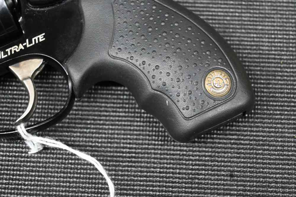 TAURUS 85 ULTRA LITE IN 38 SPL - GREAT CONDITION!-img-6
