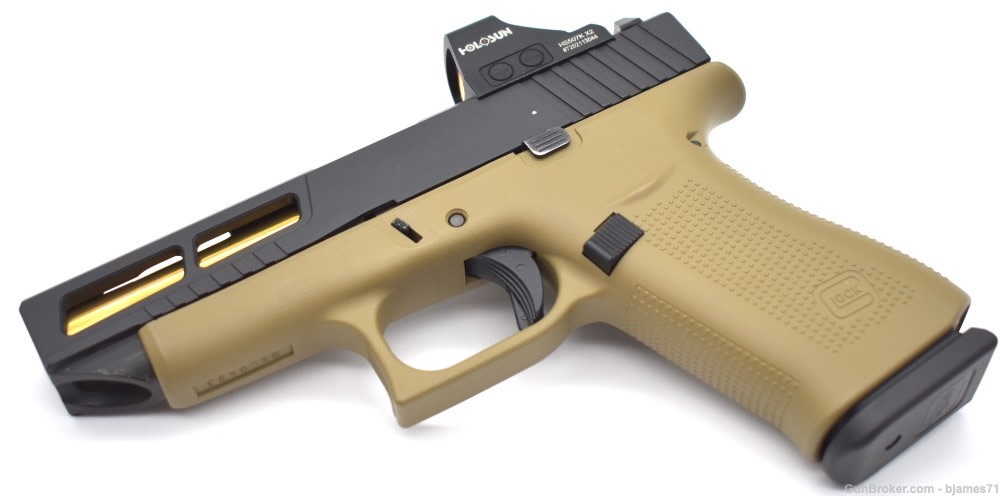 GLOCK 48 LNIB WITH EXTRAS INCLUDES HOLOSUN HS507Kx2 RED DOT-img-0