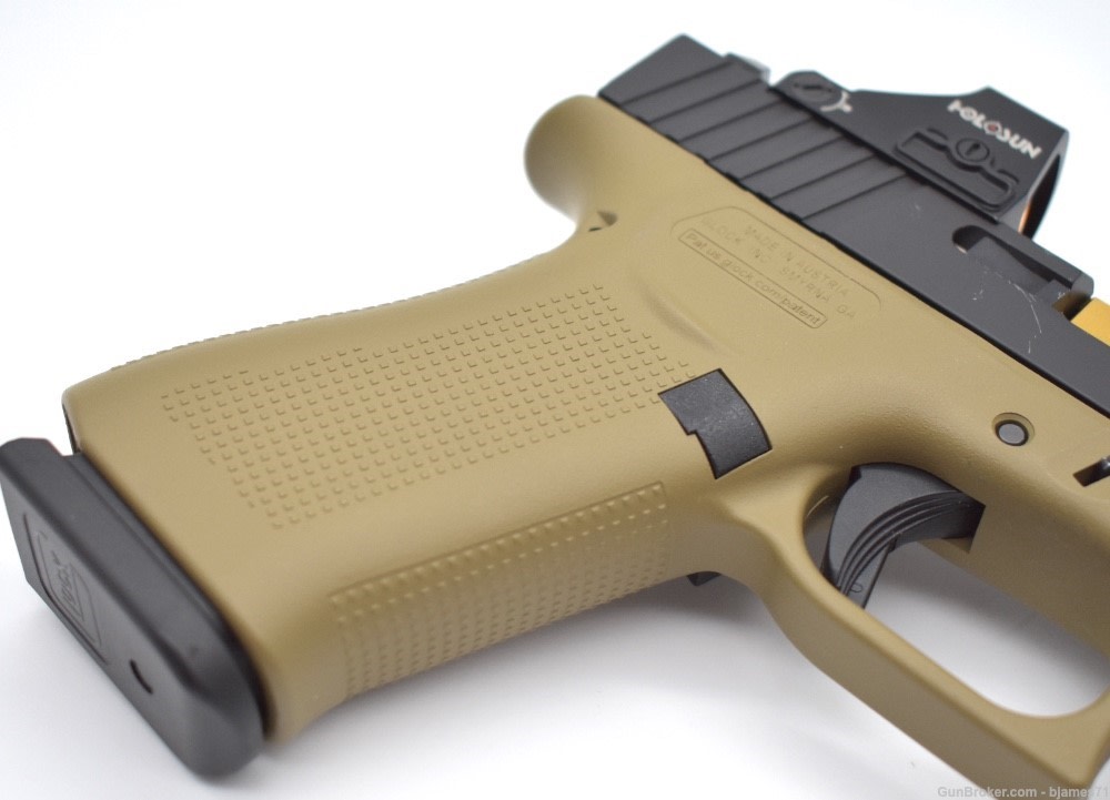 GLOCK 48 LNIB WITH EXTRAS INCLUDES HOLOSUN HS507Kx2 RED DOT-img-20
