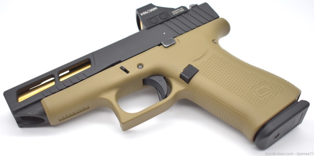 GLOCK 48 LNIB WITH EXTRAS INCLUDES HOLOSUN HS507Kx2 RED DOT-img-1