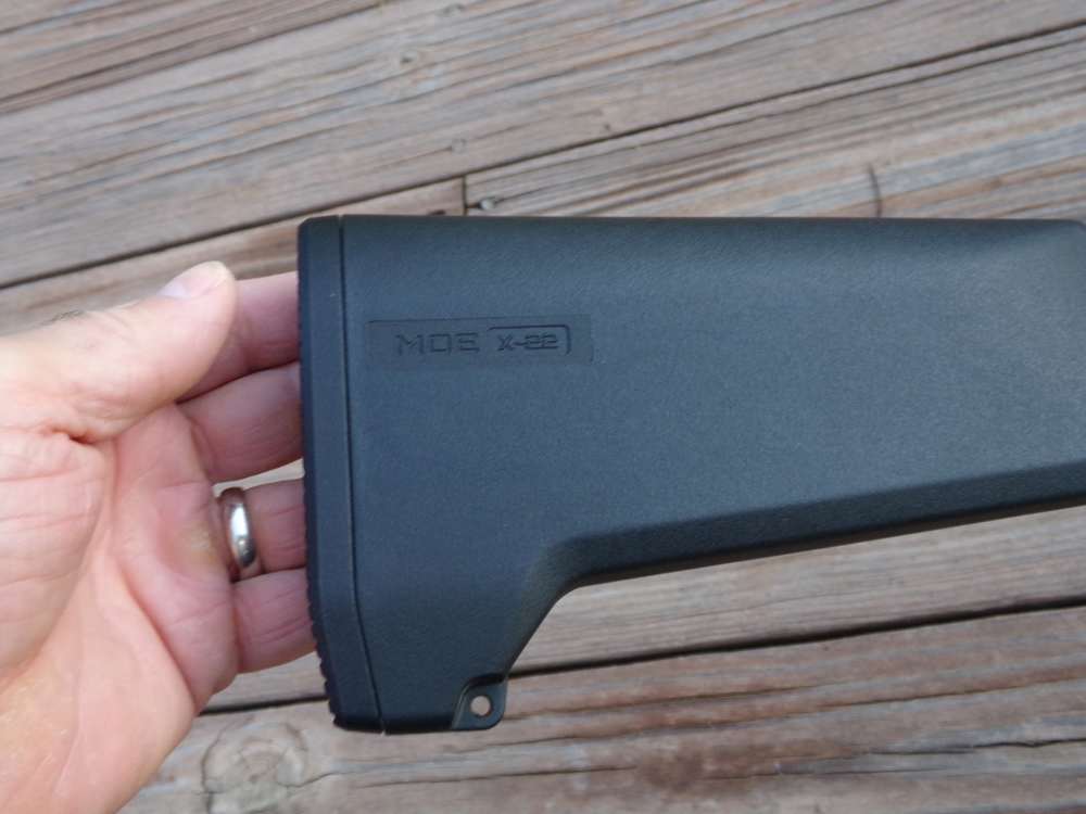 Ruger 10/22 Magpul stock MOE X22 black for skinny pencil barrel  -img-3
