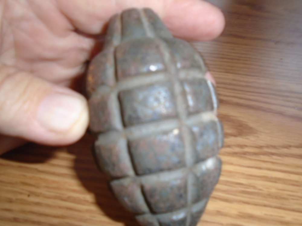 WWI or 1920s US Hand Grenade body-img-4