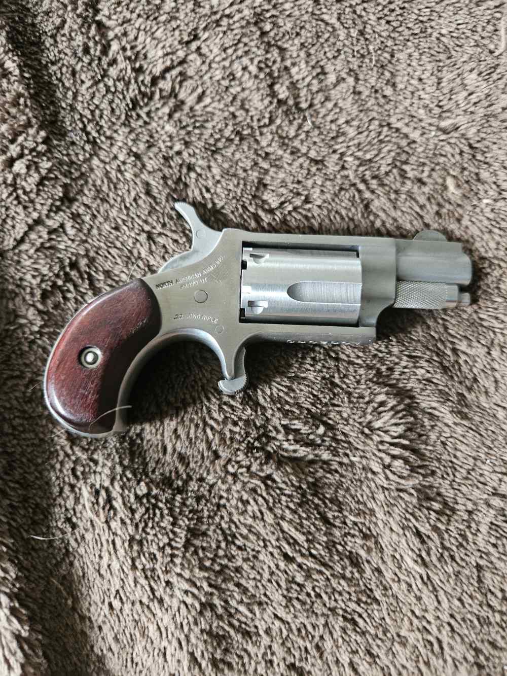 Naa 22 mini revolver -img-3