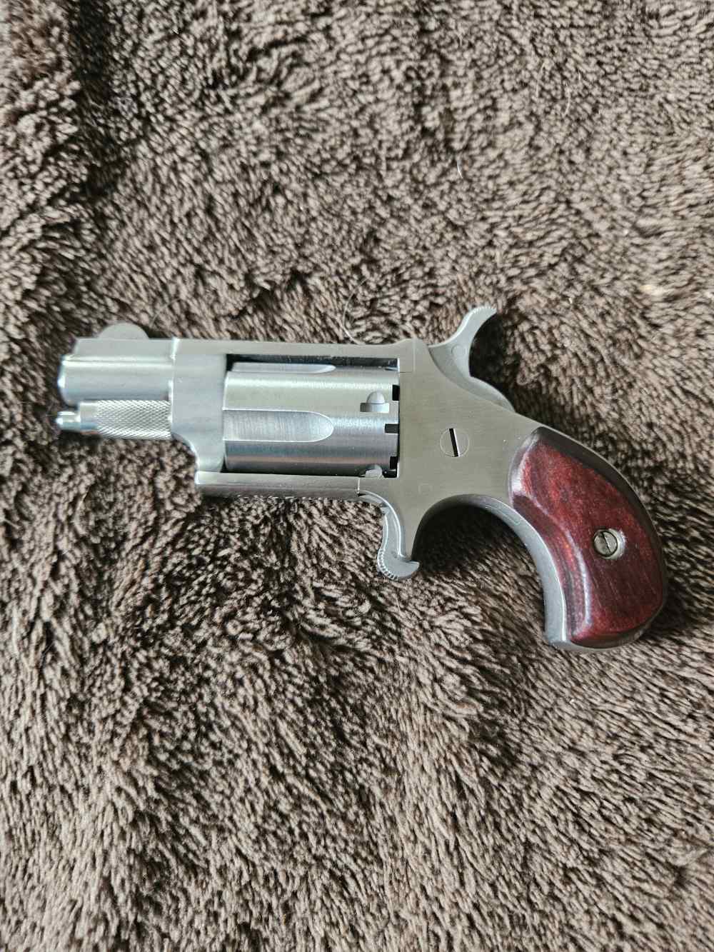 Naa 22 mini revolver -img-0