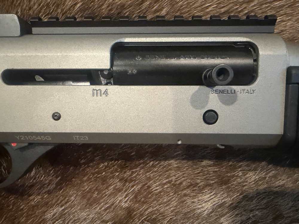 Benelli M4 Tactical – 12 Gauge – Used / Excellent Condition-img-2
