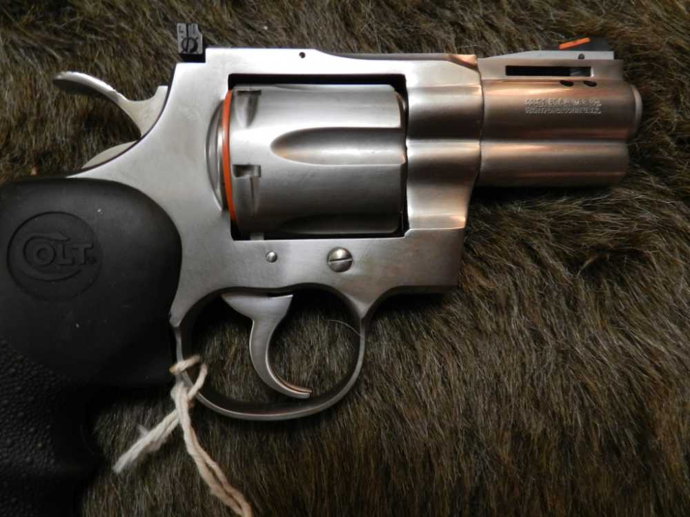 Colt Python Lew Horton Spl THREE CONSECUTIVE NIB with Letters-img-4