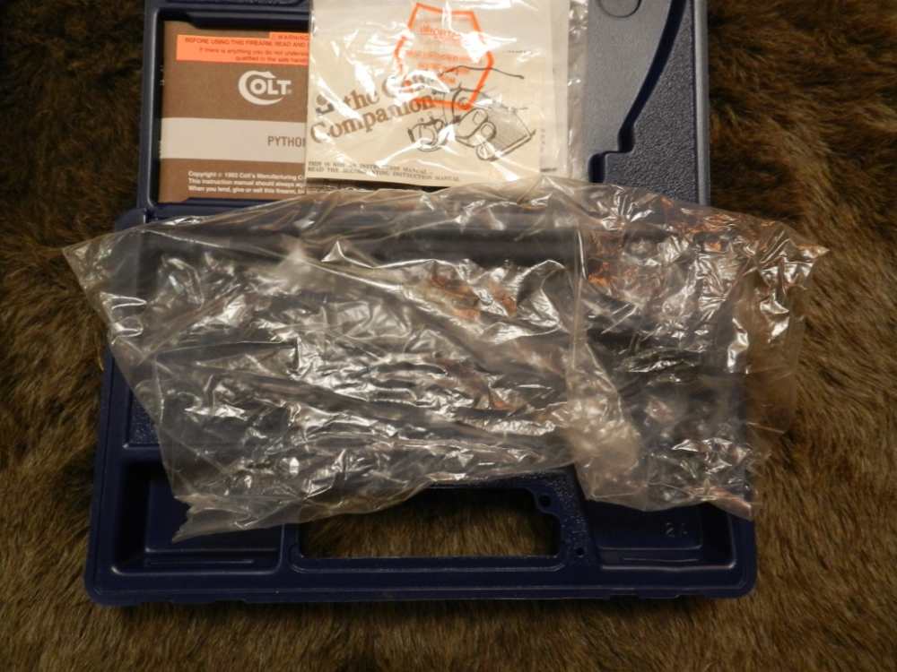 Colt Python Lew Horton Spl THREE CONSECUTIVE NIB with Letters-img-7