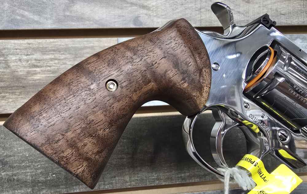 250th Anniversary Colt Python .357 Magnum – Limited Edition 1 of 500-img-6