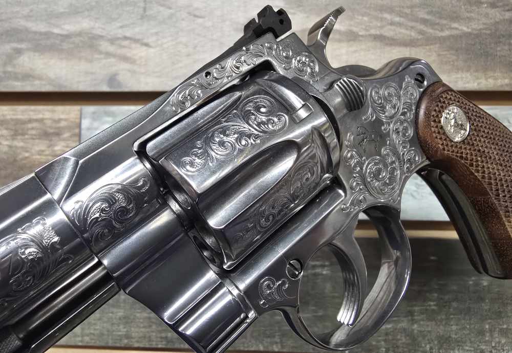  Colt Python “Armory Style B+” Factory Engraved  – Custom Shop Model D-img-3