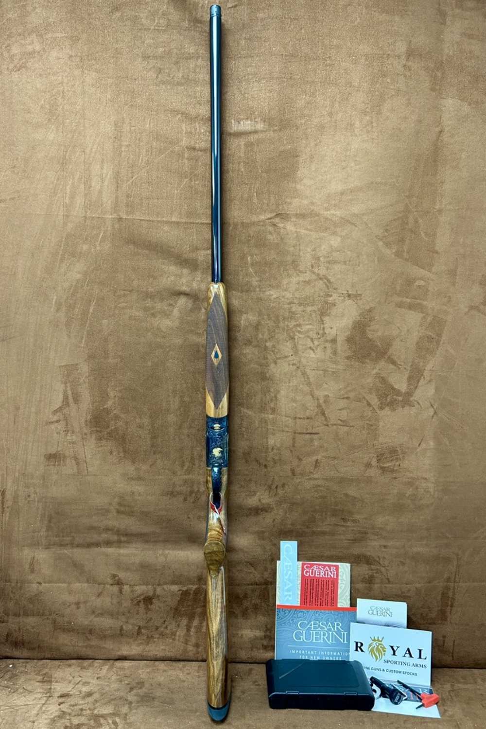 Caesar Guerini Invictus 3 Limited Adjustable  12GA 32" Left -img-1