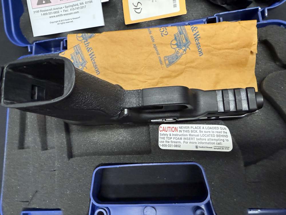 New Smith & Wesson M&P 9 9MM S&W 4.25"-img-4