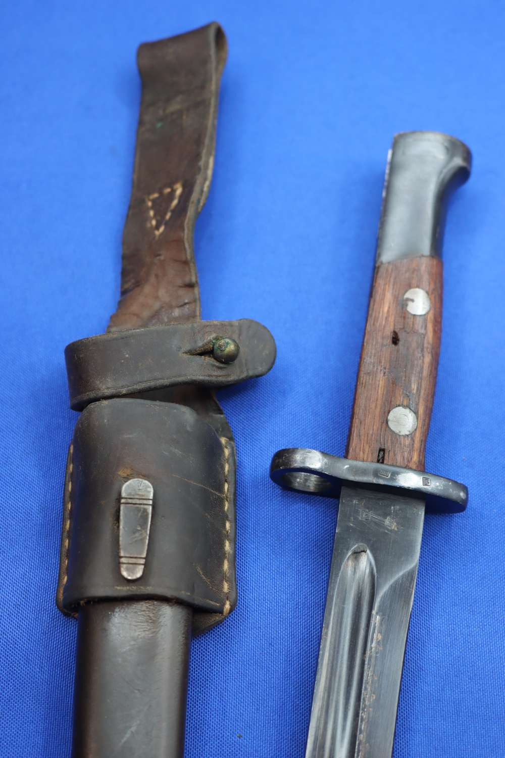 Yugoslavian M1948 Mauser Bayonet PREDUZECE 44 Zastava Scabbard Frog Early-img-14