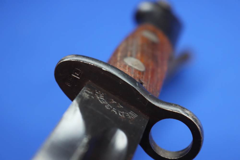 Yugoslavian M1948 Mauser Bayonet PREDUZECE 44 Zastava Scabbard Frog Early-img-9