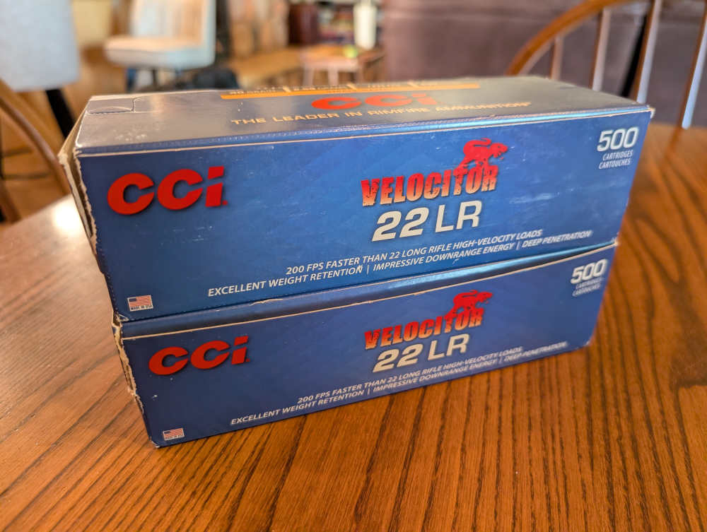 CCI Velocitor 22 long rifle 40 grain hollow point  1000 rounds-img-0