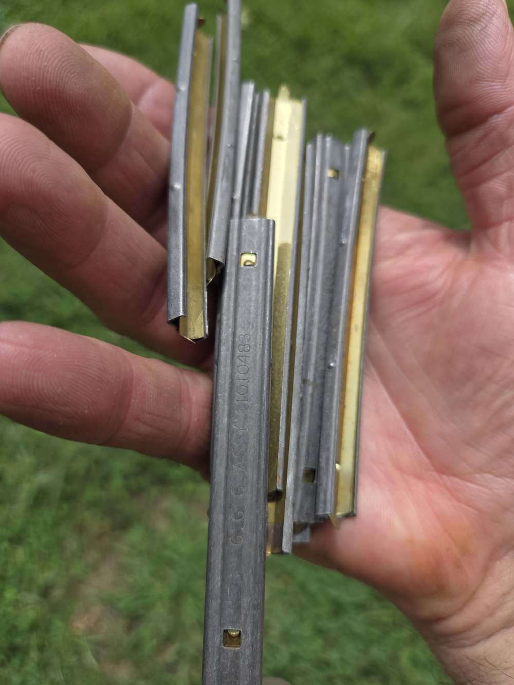 M16 military 556 mm stripper clips 100 count -img-0