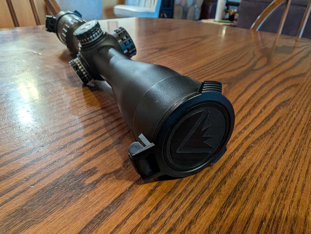 Burris Veracity 200622 2-10x42 rear focal plane scope with box and sunshade-img-10