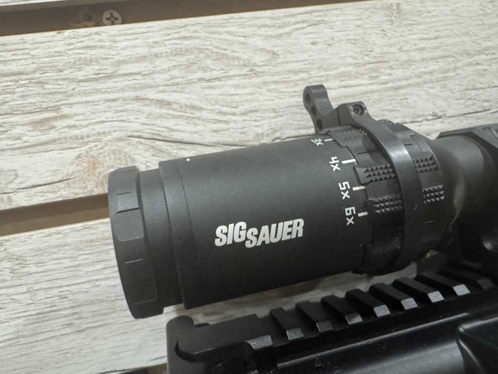 Sig 716i Tread in Very Good condition with scope!-img-1