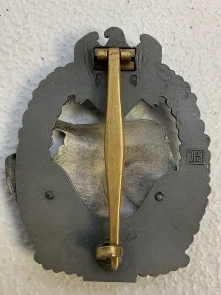 WW2 German Panzer Assault Badge 100 Engagements -img-1