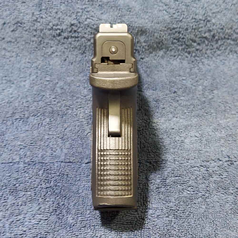 SPRINGFIELD XD-40 SUB=COMPACT SEMI-AUTO PISTOL  .40 S&W CALIBER  3" BARREL-img-4