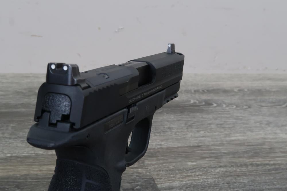 Smith & Wesson M&P 40 Pro Series C.O.R.E. .40 S&W w/Case 2013-img-9