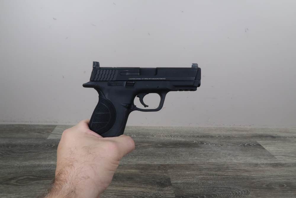 Smith & Wesson M&P 40 Pro Series C.O.R.E. .40 S&W w/Case 2013-img-17