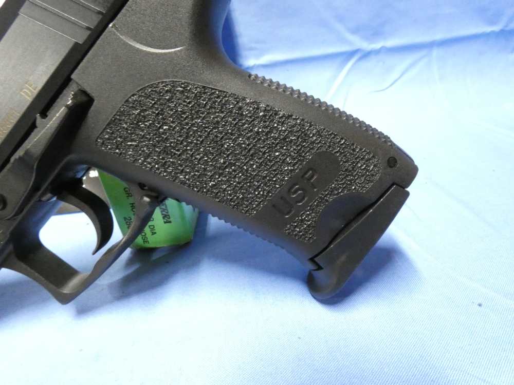 H&K HECKLER & KOCH USP40C COMPACT LAW ENFORCEMENT MOD .40S&W 3.5" 6-MAGS-img-2