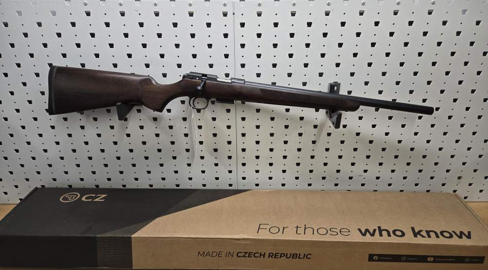 -USA 02342 CZ 457 Varmint 17 HMR 5+1 20.50" Black Heavy Barrel Walnut-img-0
