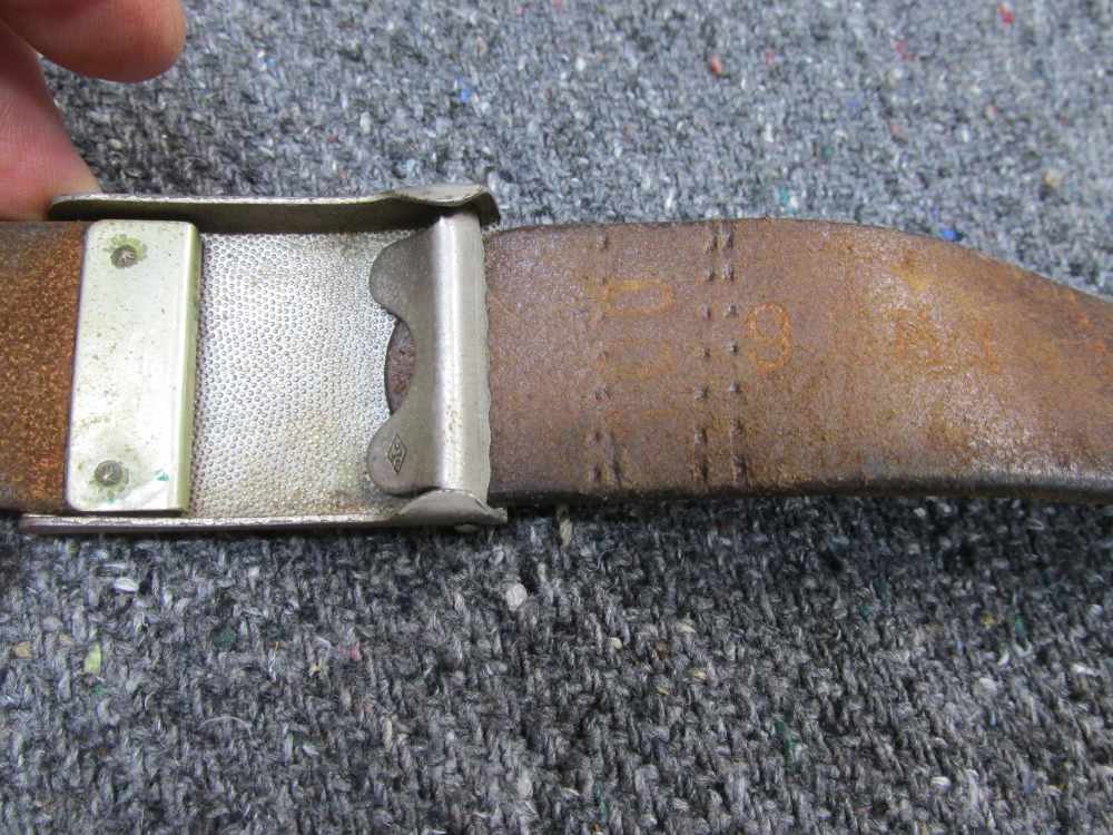 2-WEST GERMAN ARMY BELTS AND BUCKLES FOR OFFICERS AND ENLISTED MEN-img-4