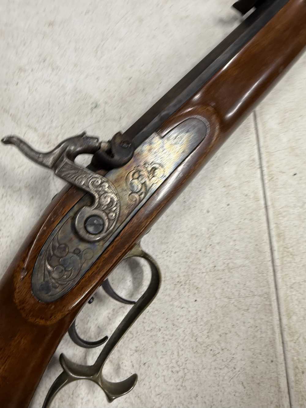 Thompson center hawken 45cal 28” muzzleloader -img-2