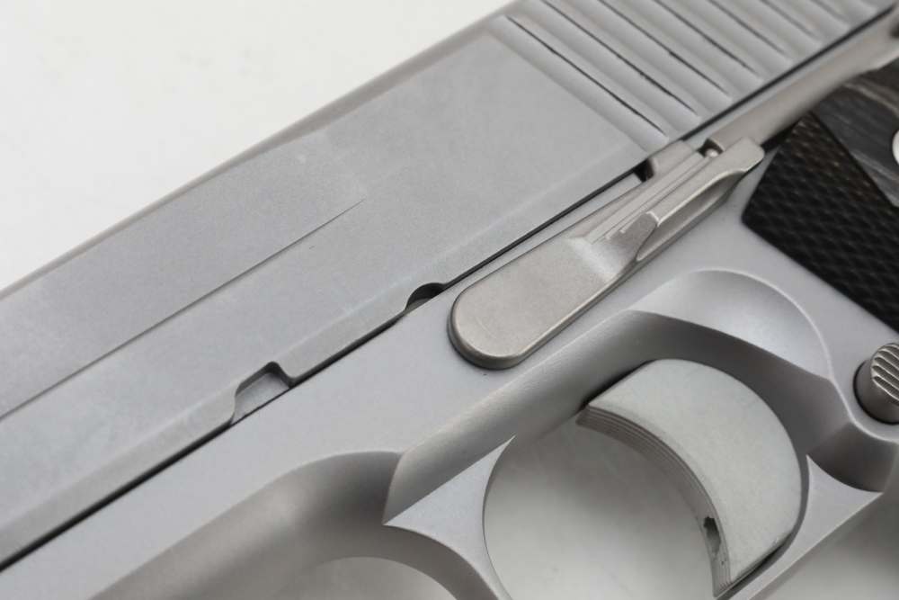Sigsauer 1911 45 acp s/s NICE! match grade! NO Reserve!-img-6