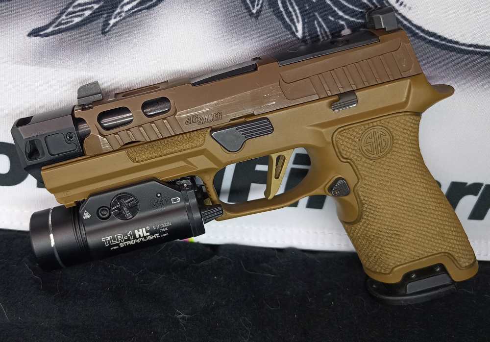 FDE Sig Sauer P320 Specter TLR-1 3 mags-img-1