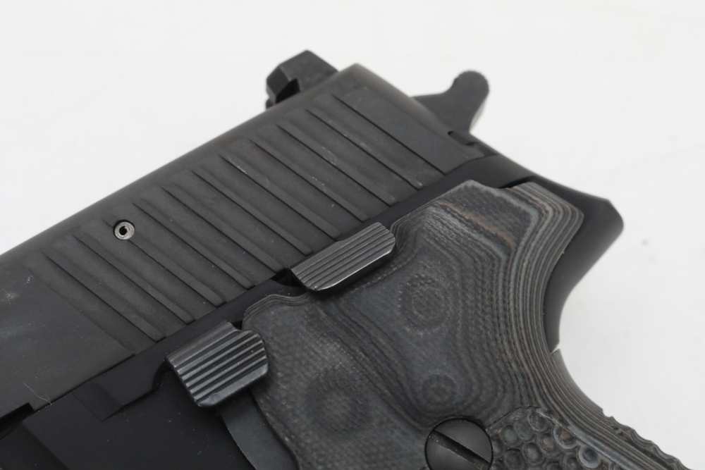 Sig Sauer P226 9mm! Tritium Sights! Wood grips! NO Reserve!-img-9