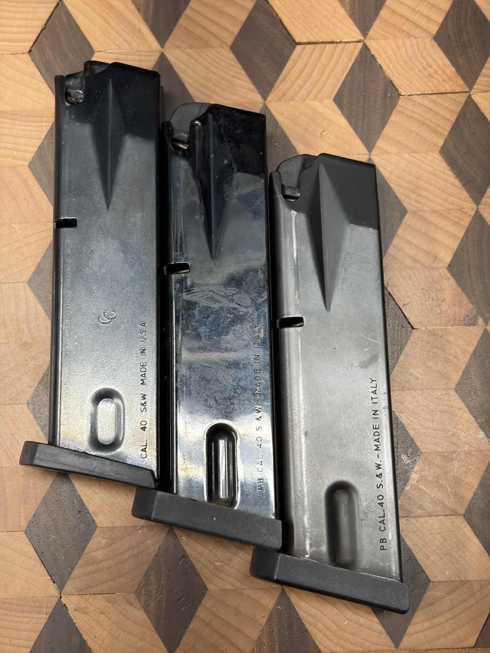 3-pack! Beretta 96 .40 s&w magazines 11rd & 12rd Italy & USA-img-0