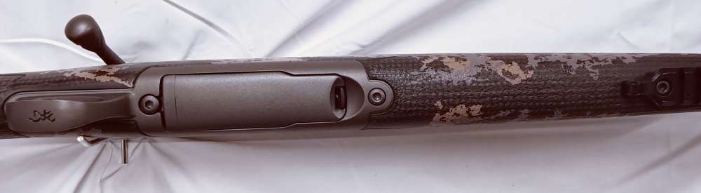 Browning X-Bolt Mountain Pro .300 Win Mag – Carbon Fiber Stock-img-12