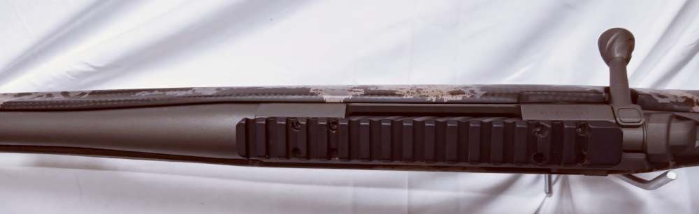 Browning X-Bolt Mountain Pro .300 Win Mag – Carbon Fiber Stock-img-9