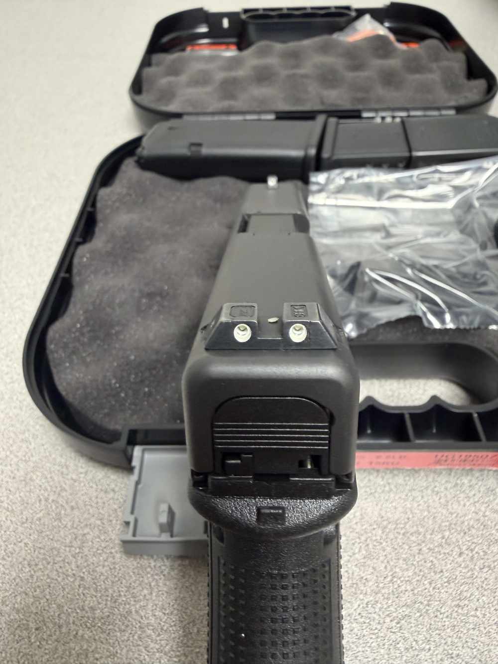 Glock G19 Gen4, 9mm, 4.02”, Interchangeable Backstrap, 15 Rds-img-5