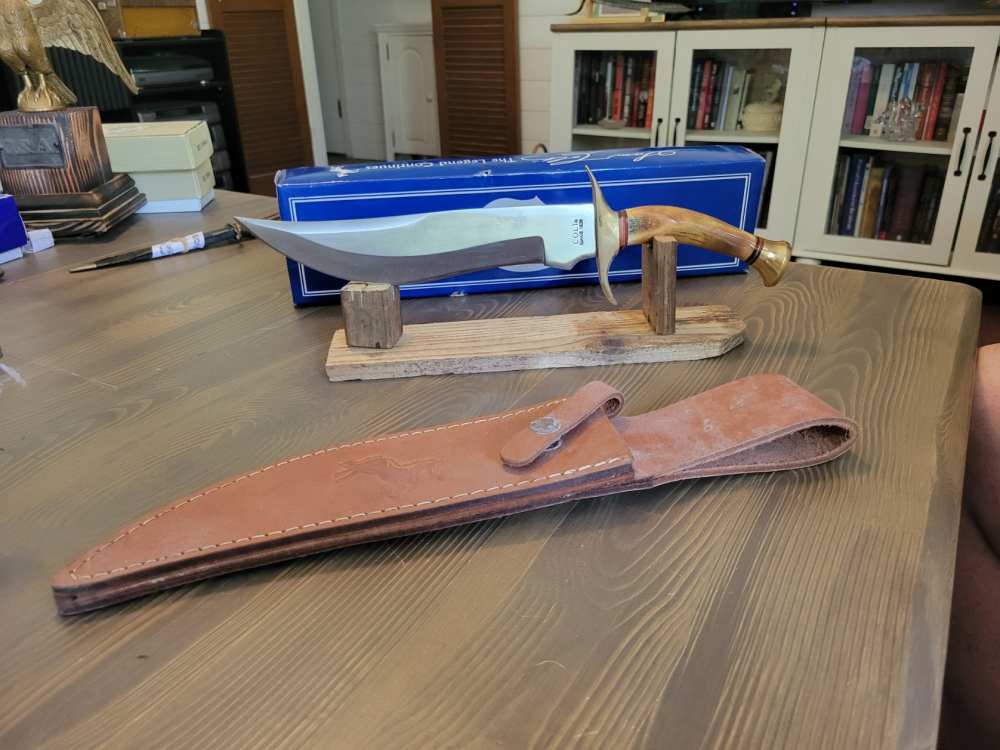 Colt Stag Handle Model CT812 with Original Box-img-0