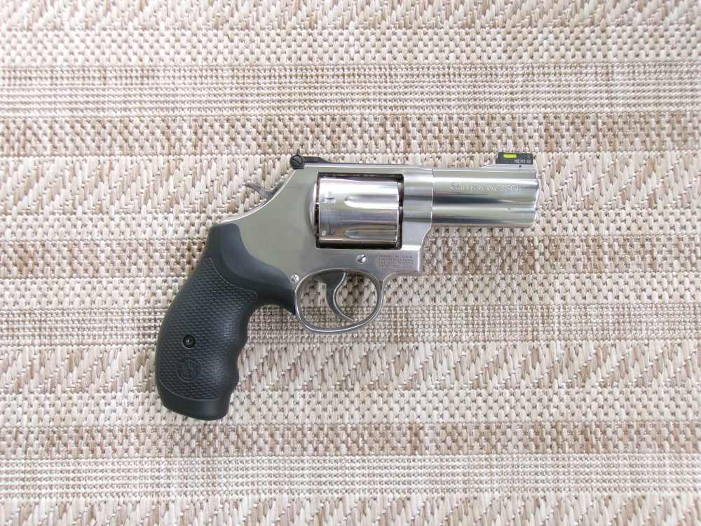 S&W Smith & Wesson 686 Plus .357 Mag 3" 7 Shot SS Revolver 99% $1START-img-3