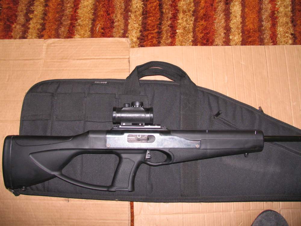 HiPoint Mod 995 9mm Rifle, Red Dot Site, In Box.  Good Condition-img-6