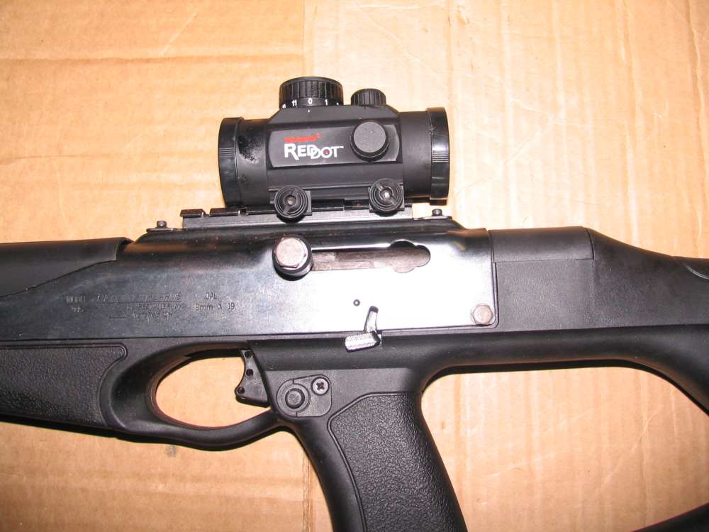 HiPoint Mod 995 9mm Rifle, Red Dot Site, In Box.  Good Condition-img-2