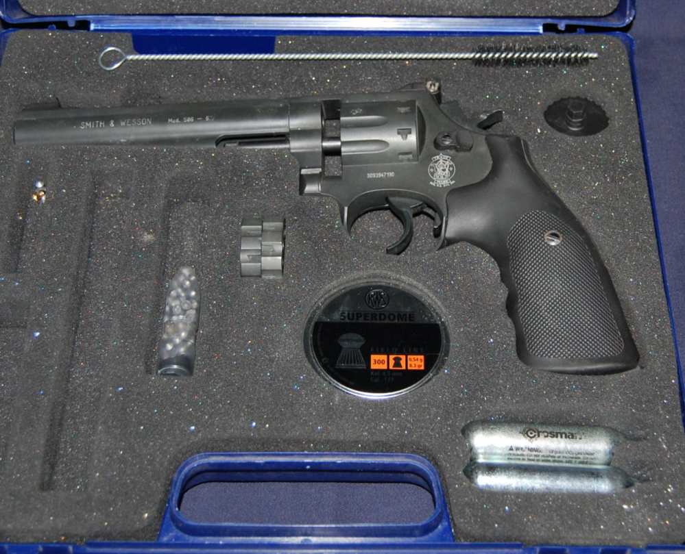Smith & Wesson / Umarex Model 586 Air Gun Revolver .177 Caliber Box S&W-img-1