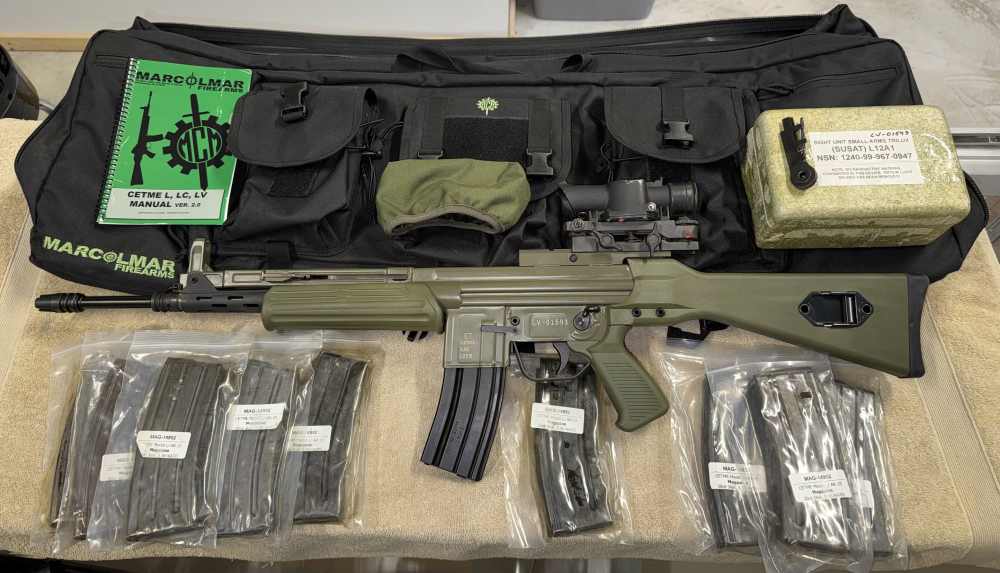 MarColMar CETME LV/S 5.56 Spanish Marine Spec Ops Avimo SUSAT NIB 1of150-img-0